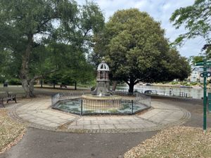 Photo 15- click for photo gallery